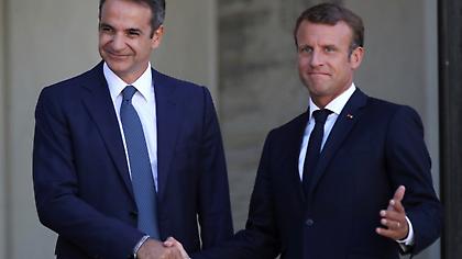 Μακρόν: Κοινή επιχείρηση Γαλλίας- Ελλάδας-Τουρκίας για απομάκρυνση αμάχων από τη Μαριούπολη