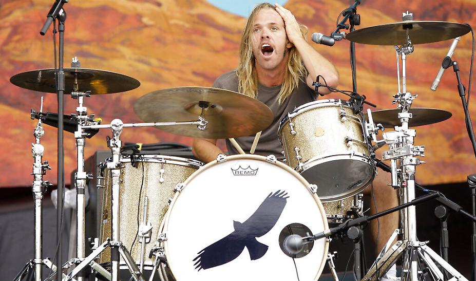 Έφυγε από τη ζωή ο ντράμερ των Foo Fighters, Τέιλορ Χόκινς