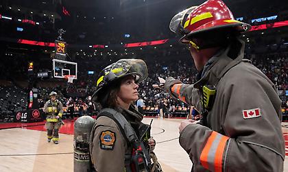 Διακοπή για 70 λεπτά και εκκένωση γηπέδου για πυρκαγιά στο Ράπτορς-Πέισερς