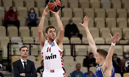 Ολυμπιακός-Περιστέρι (4η περίοδος)