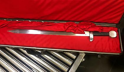 Απονεμήθηκε ένα σπαθί στην εθνική Καναδά για την πρόκριση στο Μουντιάλ