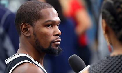 Απίστευτο «πέσιμο» δημοσιογράφου στον Ντουράντ - Τι απάντησε ο KD