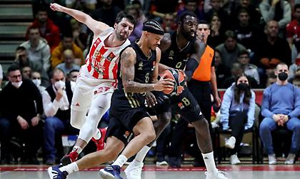 Ισοπέδωσε τον Ερυθρό Αστέρα και έκλεισε οκτάδα η Μπάγερν