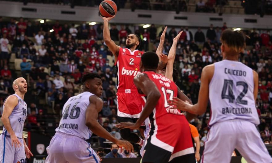 Ολυμπιακός-Μπαρτσελόνα (4η περίοδος)