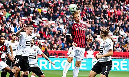 «Κόλλησαν» Νις και Ρεν, χαμογελάει η Μαρσέιγ