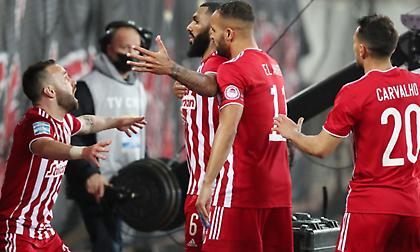 Νικολακόπουλος: «Ο Ολυμπιακός απόψε μπορεί να το κλειδώσει, μπορεί και να το… ανοίξει»