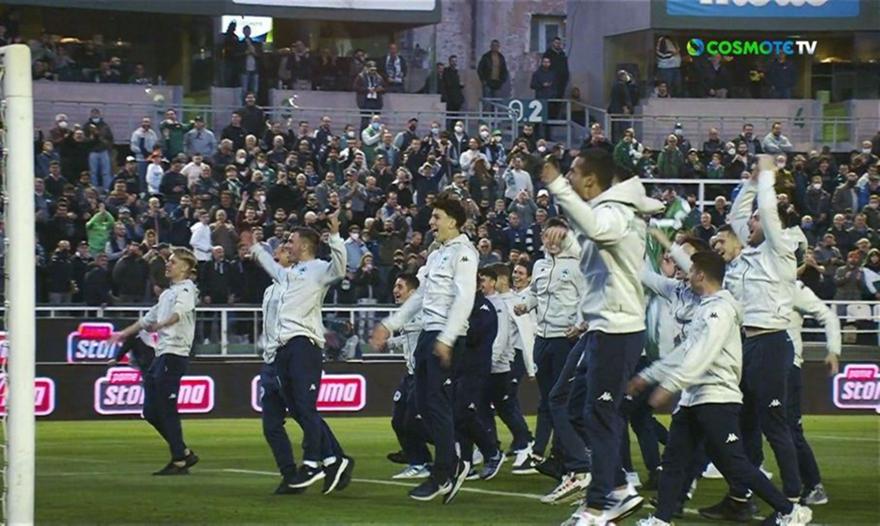 Αποθέωση στο ημίχρονο για την πρωταθλήτρια Κ19 του Παναθηναϊκού