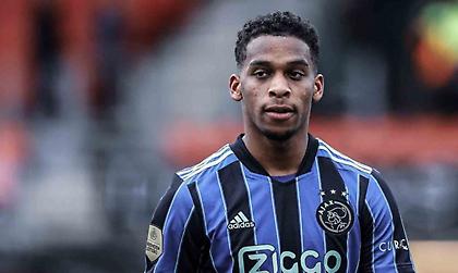 Θέλει Τίμπερ στη Γιουνάιτεντ ο Τεν Χαγκ