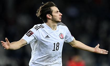 Θέλει Κβαρατσχέλια η Νάπολι