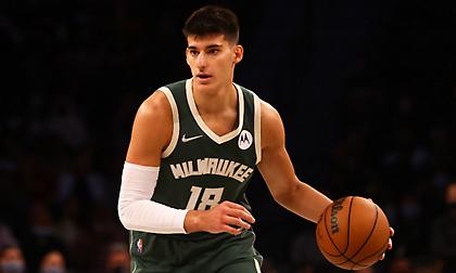 Υπέγραψε στους Θάντερ και επιστρέφει στο ΝΒΑ ο Καλαϊτζάκης!