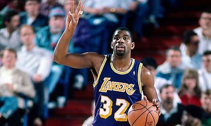 Mάτζικ: «Αν δεν μείνει υγιής ο Ντέιβις, ίσως θα πρέπει να τον ανταλλάξουν»