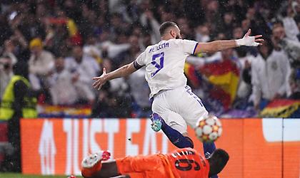 Απίθανος Μπενζεμά έβαλε δύο γκολ σε τρία λεπτά στην Τσέλσι με κεφαλιά!