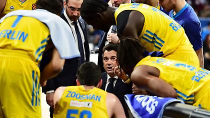 Γκονθάλεθ: «Οι παίκτες κάνουν εξαιρετική δουλειά»