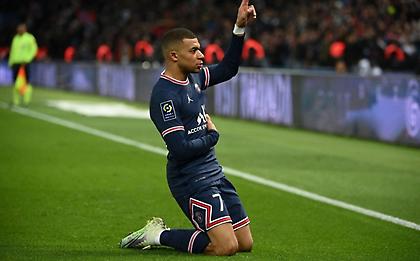 Ο Εμπαπέ αποφάσισε να παραμείνει στην Παρί!