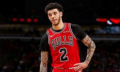 Μπουλς: Τέλος η σεζόν για Λόνζο Μπολ