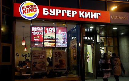 Πόλεμος στην Ουκρανία: Ποιοι κολοσσοί εγκατέλειψαν τη Ρωσία και ποιοι όχι