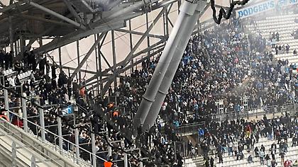 Νέα ένταση και δακρυγόνα στην εξέδρα των οπαδών του ΠΑΟΚ!