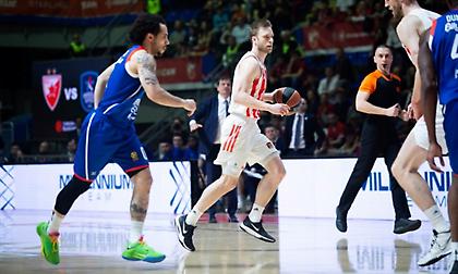 Ανατροπή του Ερυθρού Αστέρα επί της Εφές την ώρα που έχανε και η Ρεάλ