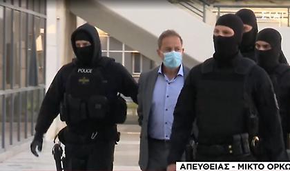 Στο δικαστήριο ο Δημήτρης Λιγνάδης-Συνεχίζεται η δίκη του