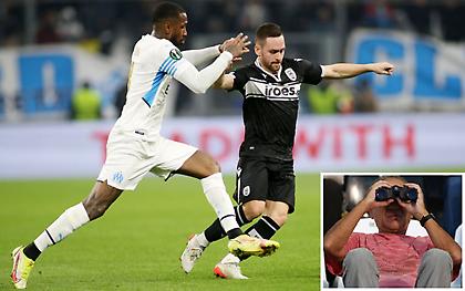 Ο προπονητής της εξέδρας: Πώς ο ΠΑΟΚ πήγε να… χαθεί από νωρίς, αλλά παρέμεινε στο «κόλπο»