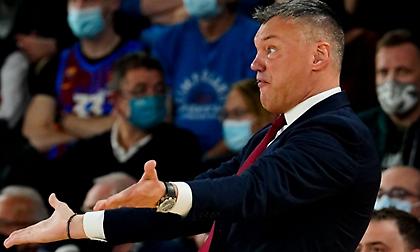 Έκραξε τους πιτσιρικάδες της Μπαρτσελόνα ο Γιασικεβίτσιους: «Μόνο ο Καλάθης έκανε βουτιές!»