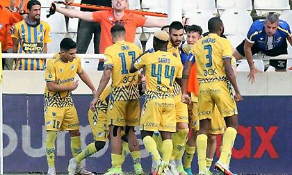 Πιέζει ο ΑΠΟΕΛ, έμειναν πίσω Άρης Λεμεσού, Ανόρθωση