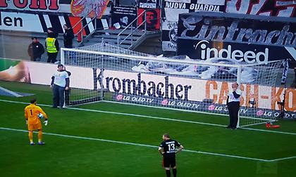 Δύο διαδηλωτές δέθηκαν στο δοκάρι στο Άιντραχτ-Φράιμπουργκ