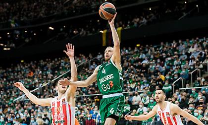 Ζαλγκίρις: Ανανέωσε τα συμβόλαια των Λεκαβίτσιους και Ουλανόβας