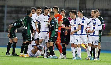 Μονομαχία Περέα-Χουάνκαρ, αποβολή του μπακ του Παναθηναϊκού και… έξαλλοι οι «πράσινοι»