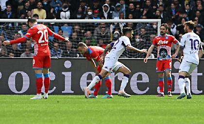 «Αυτοκτονία» για Νάπολι και βήμα Ευρώπης η Φιορεντίνα