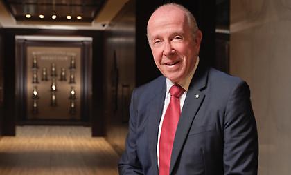 ΝΒΑ και… Facebook στηρίζουν Παλιούκα για την αγορά της Τσέλσι!