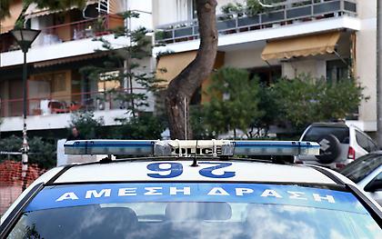 Θύμα ληστείας ένας 30χρονος στην Πατησίων - Του δάγκωσαν το χέρι για να του πάρουν το κινητό