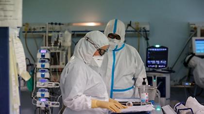 Γαλλία: Αυξάνονται οι εισαγωγές ασθενών με κορωνοϊό στα νοσοκομεία