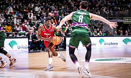 Στο F4 του BCL Μανρέσα, Τενερίφη, Χολόν