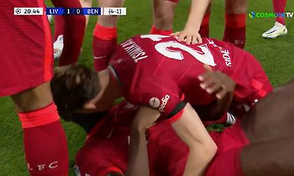 «Σερβίρισμα» Τσιμίκα με τρομερό κόρνερ, Κονατέ και 1-0 η Λίβερπουλ - Φώναξε για άουτ ο Βλαχοδήμος