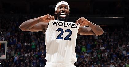 Μπέβερλι: «Λίγοι οι Κλίπερς, να πάρουν τον κ@λο τους πίσω στο LA»