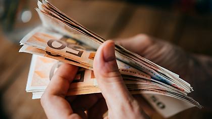 Αύξηση κατώτατου μισθού, μείωση ανεργίας και φθηνή στέγη το τρίπτυχο της κυβέρνησης