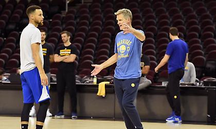 Κερ: «Ο Κάρι προπονήθηκε κανονικά»