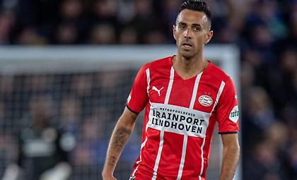 Τρικυμία στην άμυνα της Λέστερ, άνοιξε το σκορ με σουτ από δύσκολη γωνία ο Ζάχαβι!