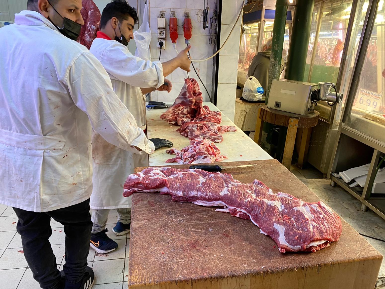 Βαρβάκειος: Στα 13,5 ευρώ η τιμή του οβελία