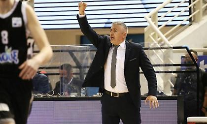 Βετούλας: «Στο τέλος θα χαμογελάσουμε, η ομάδα θα μείνει στην κατηγορία»