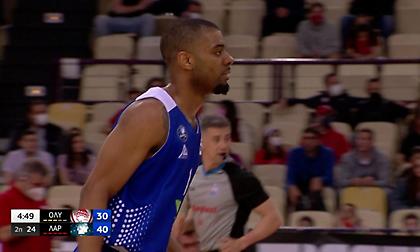 Απίθανος Χάντσον: Σκόραρε 17 πόντους στο πρώτο ημίχρονο κόντρα στον Ολυμπιακό