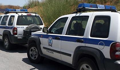 Άγνωστοι «γάζωσαν» με 13 σφαίρες αυτοκίνητο αστυνομικού στα Βασιλικά Ευβοίας