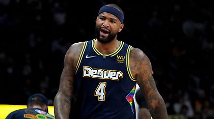 Τι είχες Κάζινς, τι είχα πάντα: Αποβλήθηκε με απανωτές τεχνικές ποινές