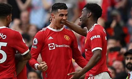 Μυθικές επιδόσεις από Ρονάλντο: Έφτασε τα 60 χατ-τρικ