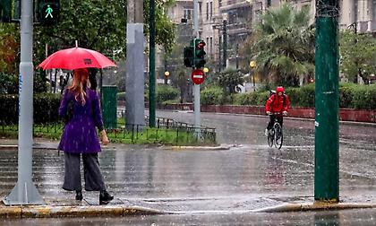 Καιρός: Βροχές και πτώση της θερμοκρασίας
