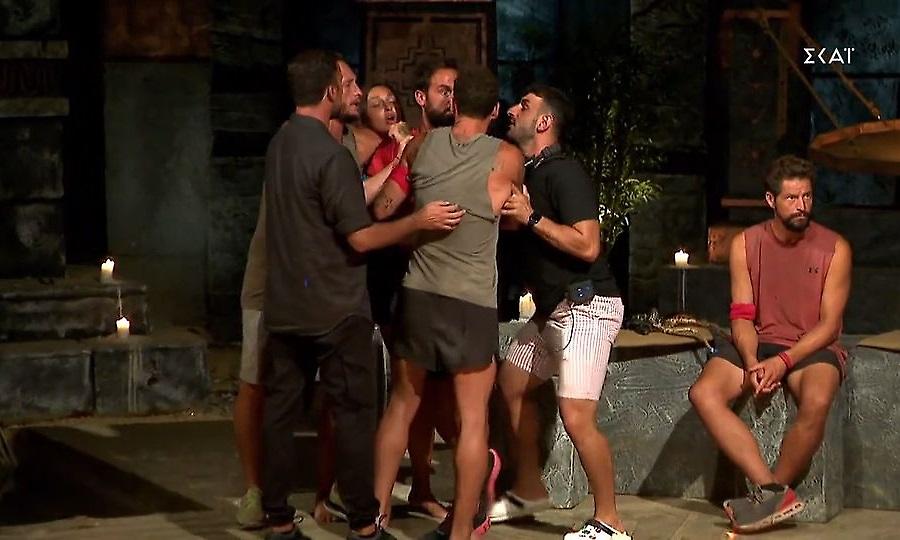 Survivor: Χαλασμός μεταξύ Σοϊλέδη και Τάκη, πήγαν να πιαστούν στα χέρια και τους απέβαλε ο Λιανός!