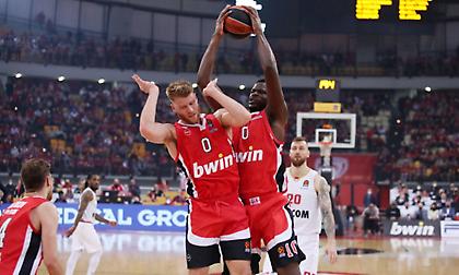 Ο κόουτς της εξέδρας: Έβαλε σε πολλή… σκέψη τη Μονακό ο Ολυμπιακός