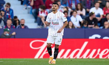 Είχε… Κορόνα η Σεβίλλη και απέδρασε από την έδρα της Λεβάντε, επιτέλους τρίποντο για Βαγιεκάνο