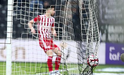 Για εκατοστά οφσάιντ το γκολ του Μασούρα που δεν μέτρησε